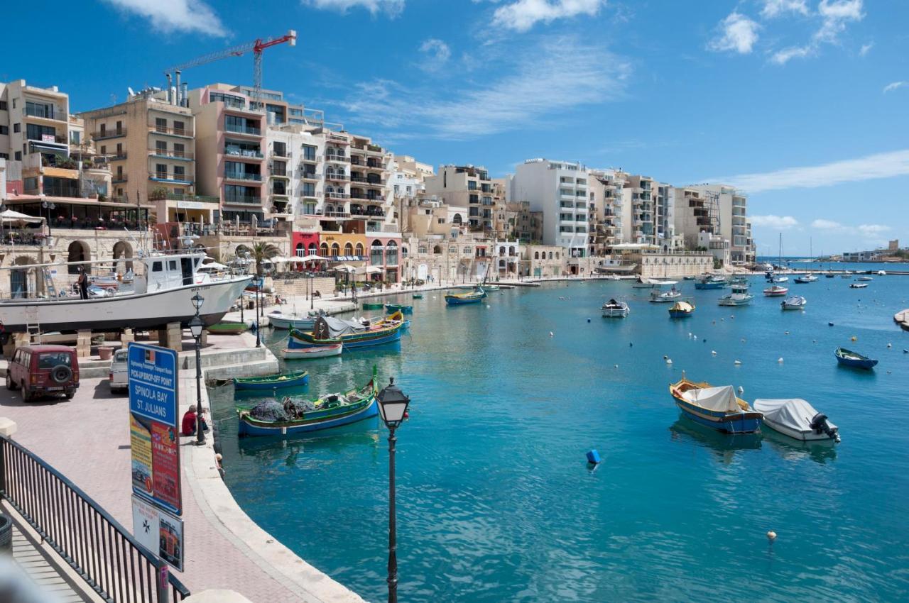 Spacious Apartment Steps To The Promenade Sliema Exterior photo